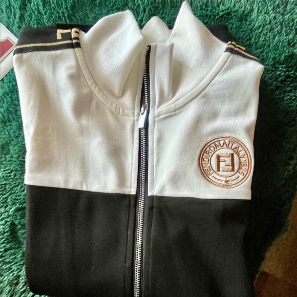 Fendi Other - Preowned Fendi Roma Tracksuit size 2XL, but fitted like a large. Made in 🇮🇹